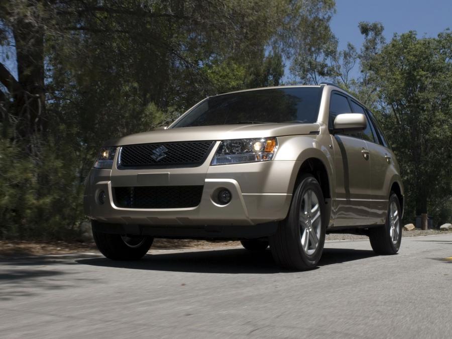  Suzuki Grand Vitara 5-Door 2005 года  (US) (фото 26 из 30)